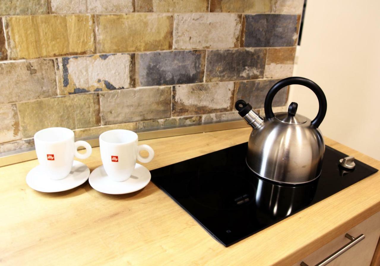 Old Town Colorful Two-Bedroom Apartment Сараево Экстерьер фото